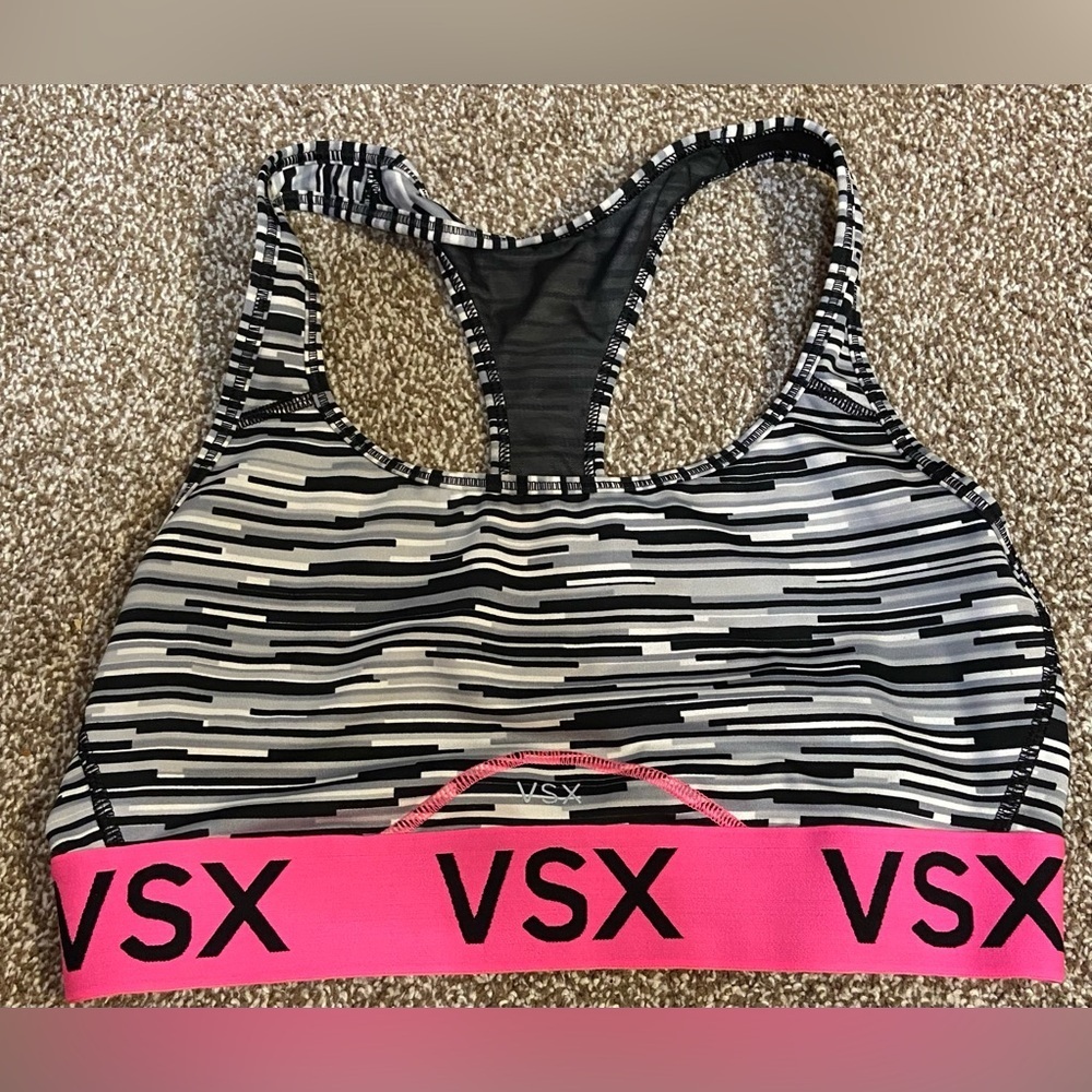 VSX Sport Racerback Sports Bra Size Medium- EUC